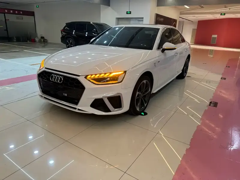 Audi A4L, 2023