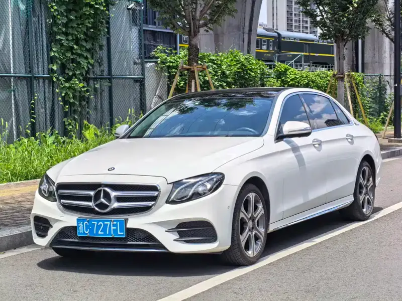 Mercedes-Benz E-Class, 2017