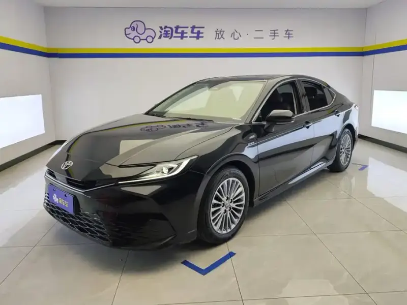 Toyota Camry, 2025