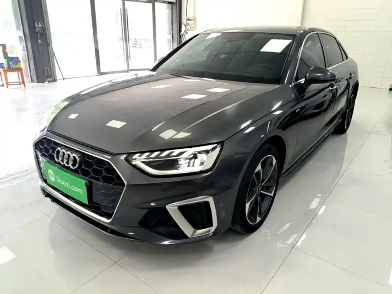 Audi A4L, 2022