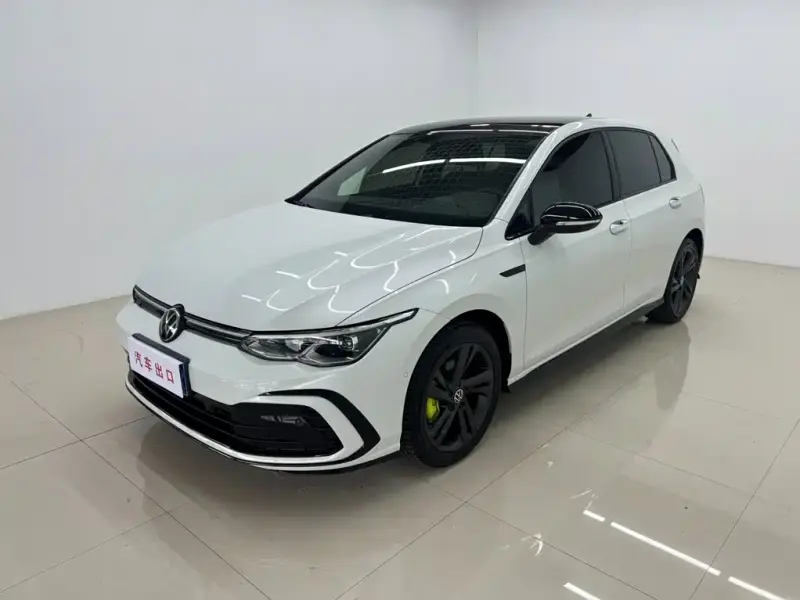 Volkswagen Golf, 2023