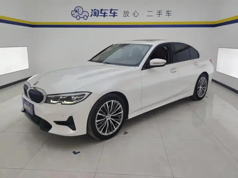 BMW 3 Series, 2021