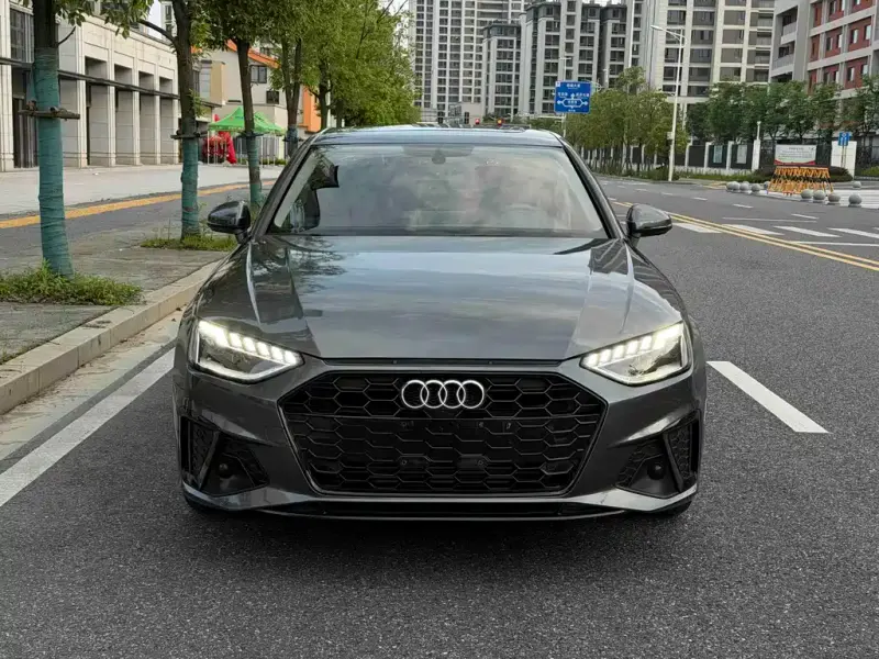 Audi A4L, 2022