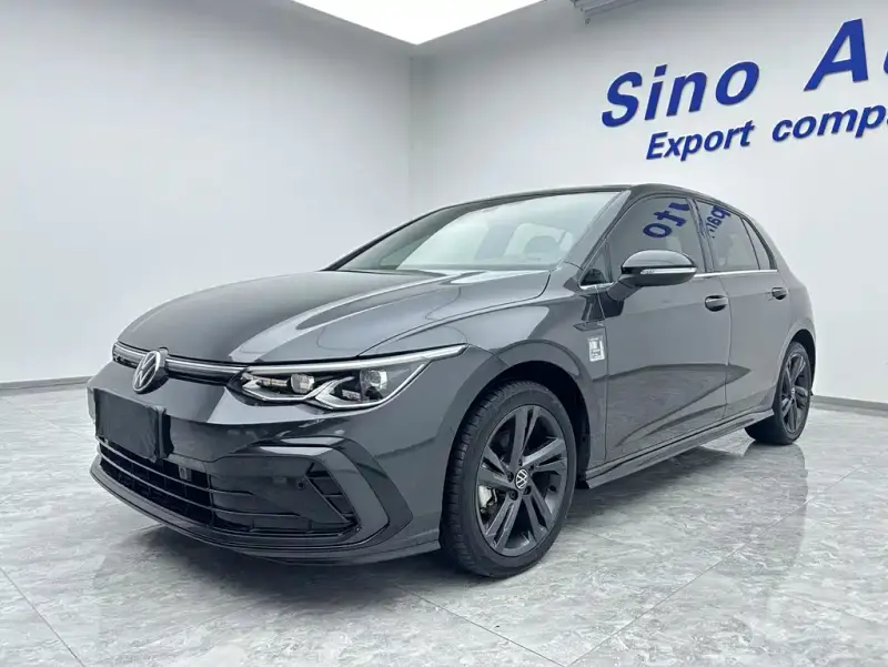 Volkswagen Golf, 2023