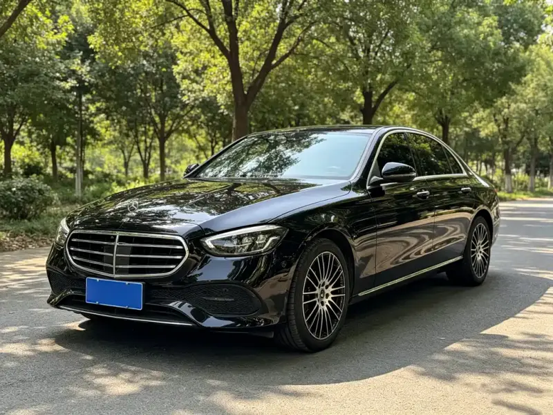 Mercedes-Benz C-Class, 2023