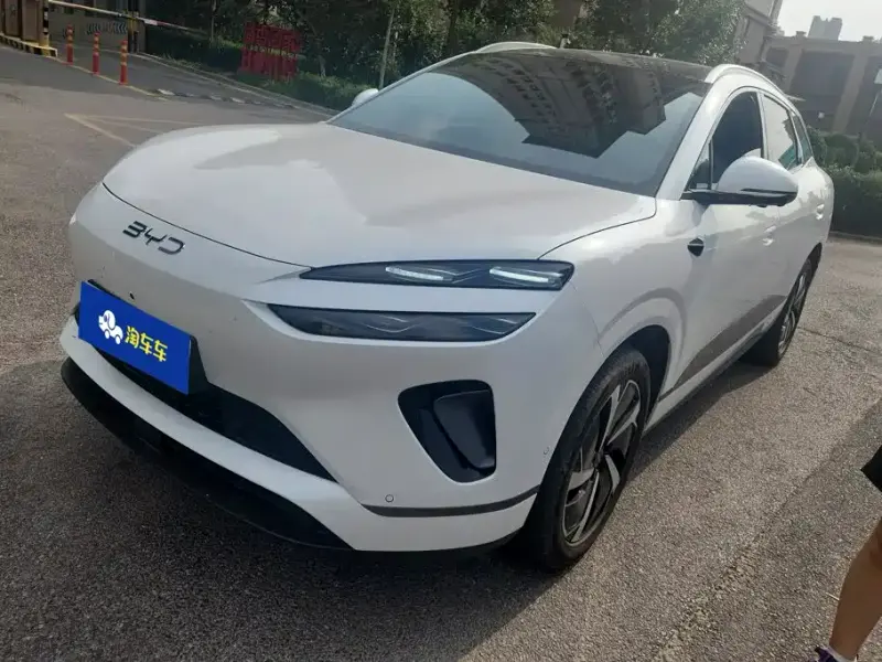 BYD 06, 2025
