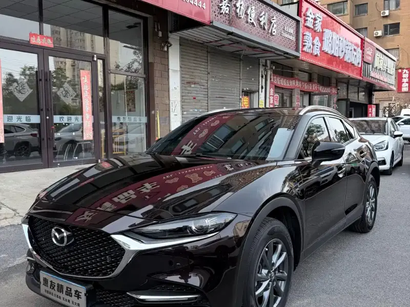 Mazda CX-4, 2023