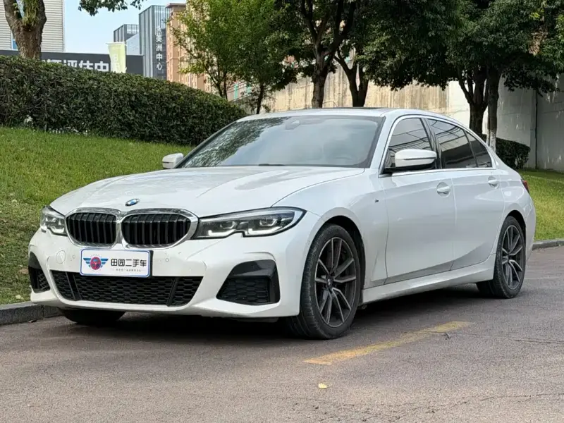 BMW 3 Series, 2021