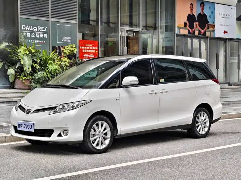 Toyota Previa, 2016