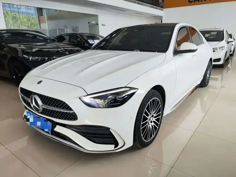 Mercedes-Benz C-Class, 2024