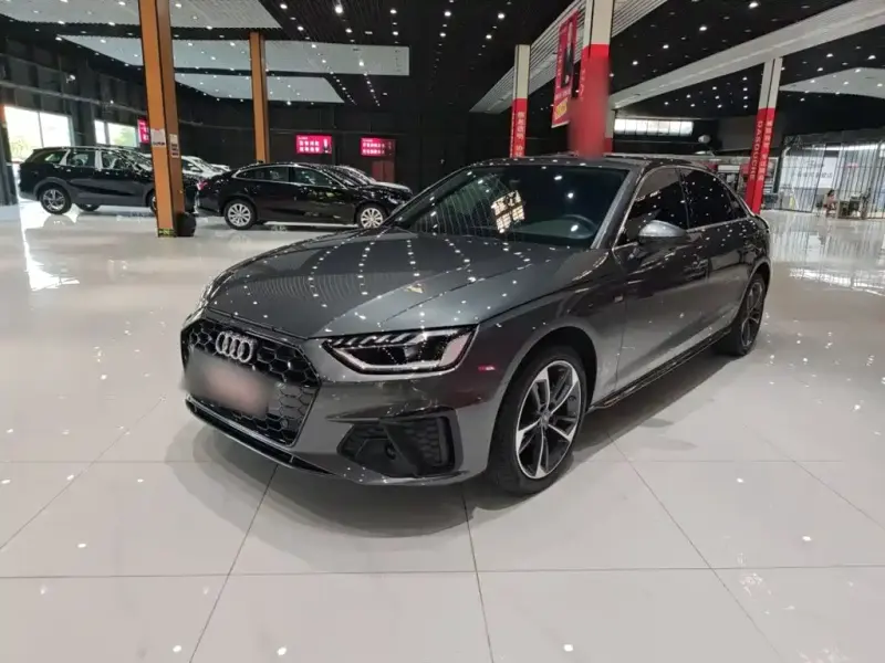 Audi A4L, 2023