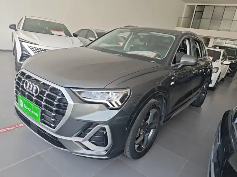 Audi Q3, 2022