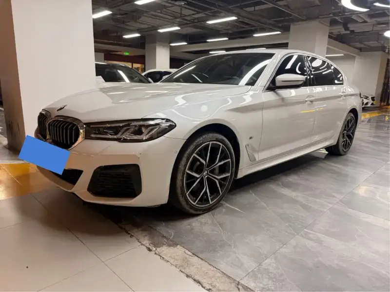 BMW 5 Series, 2022