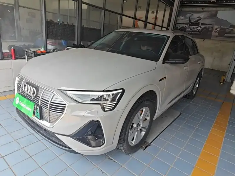 Audi e-tron, 2023