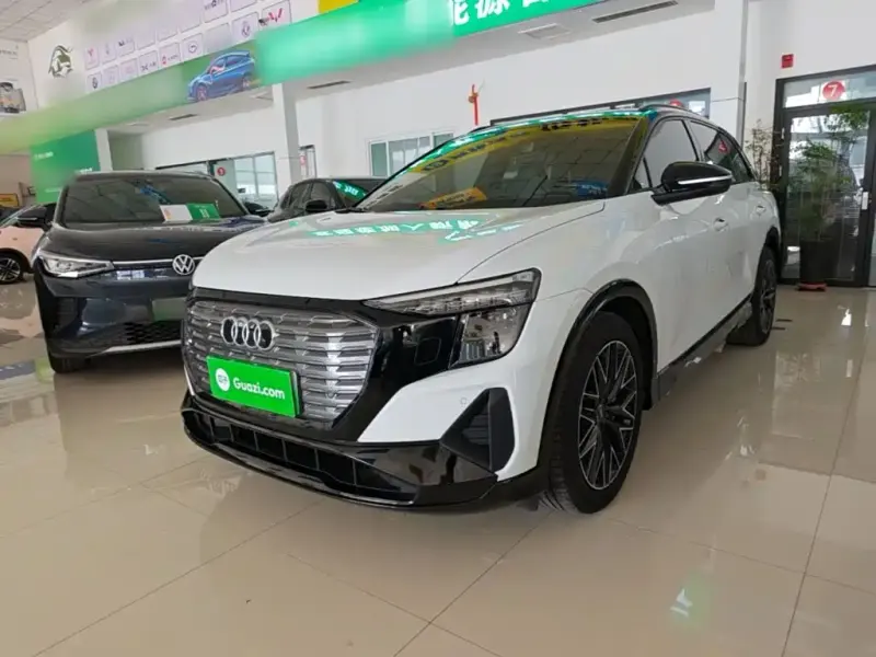 Audi Q5 e-tron, 2023