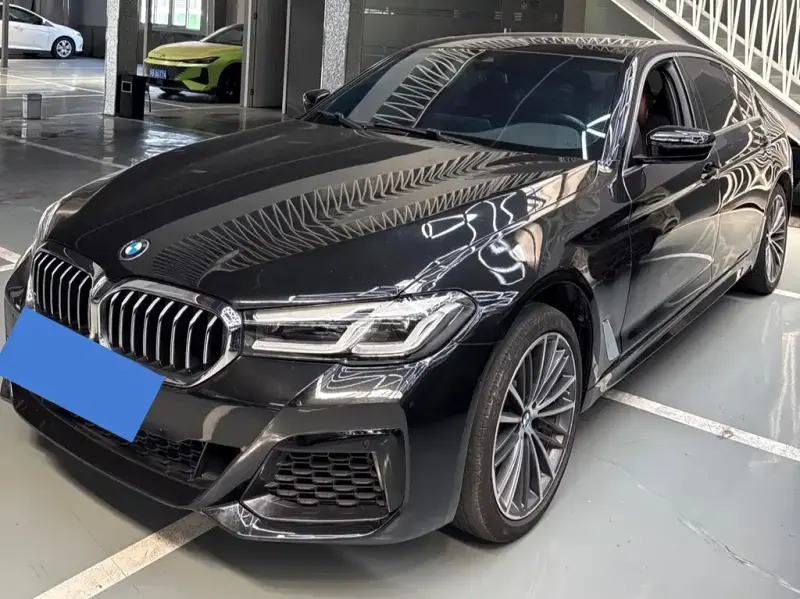 BMW 5 Series, 2022