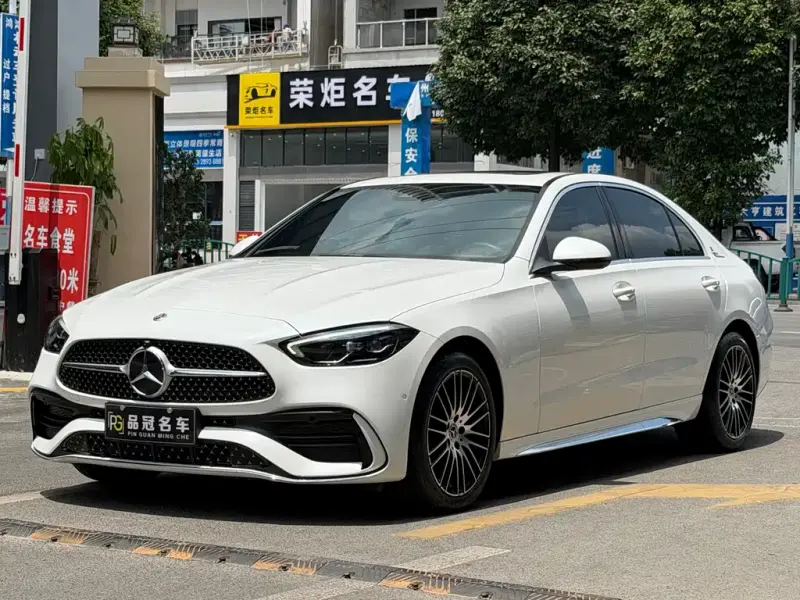 Mercedes-Benz C-Class, 2024