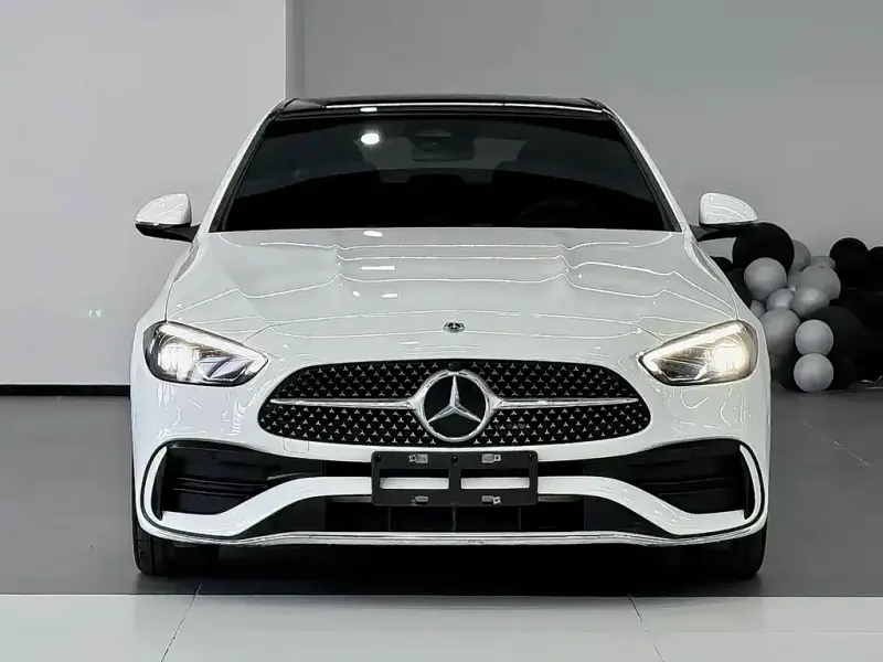 Mercedes-Benz C-Class, 2024