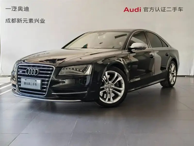 Audi S8, 2013