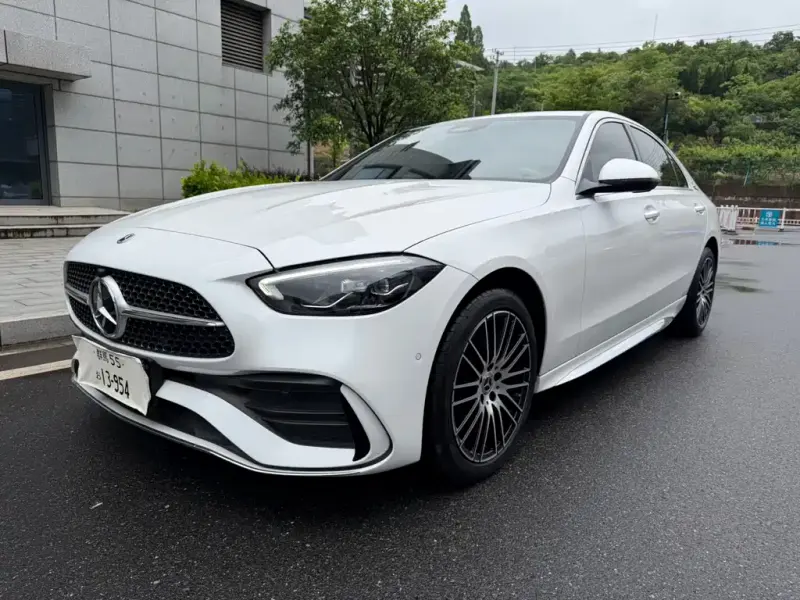 Mercedes-Benz C-Class, 2024