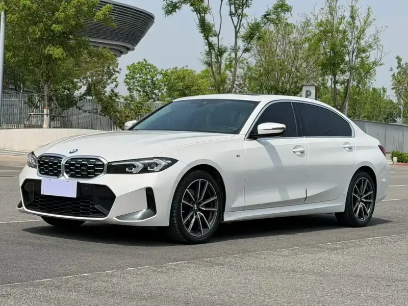 BMW 3 Series, 2024