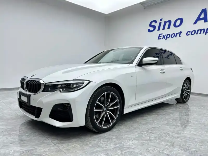 BMW 3 Series, 2022
