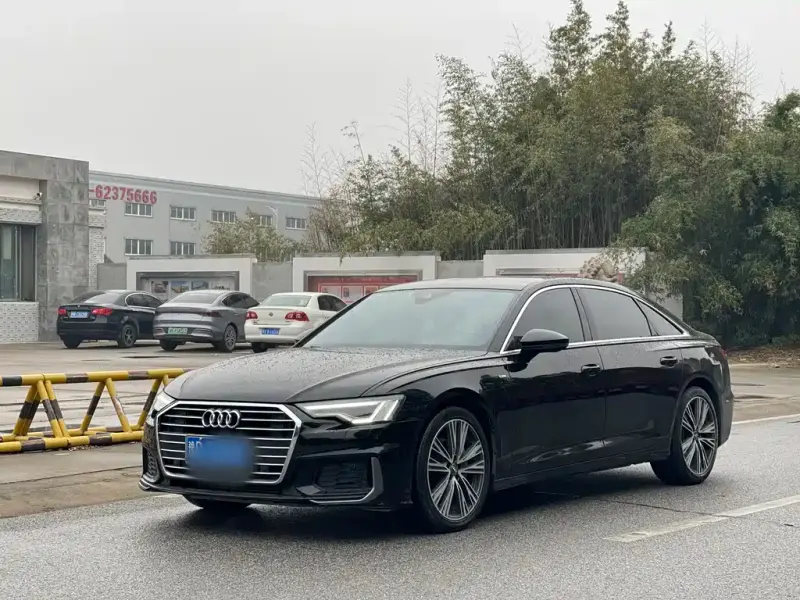 Audi A6L, 2021