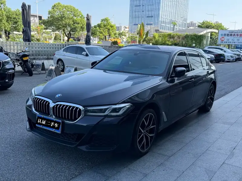 BMW 5 Series, 2022
