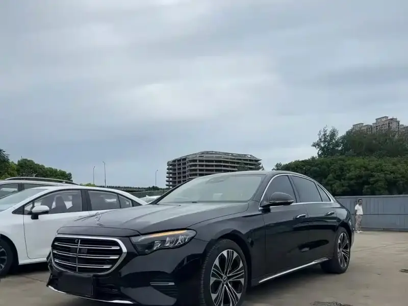 Mercedes-Benz E-Class, 2026