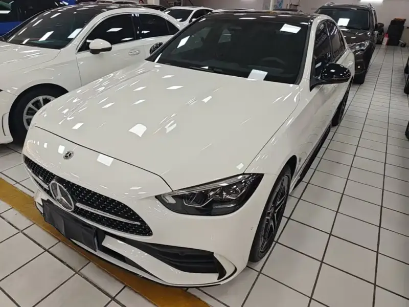 Mercedes-Benz C-Class, 2025