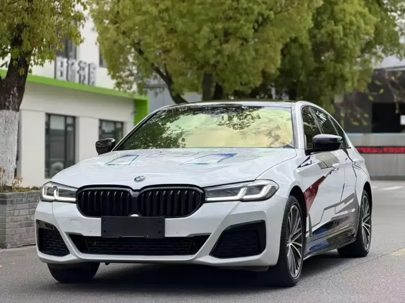 BMW 5 Series, 2023
