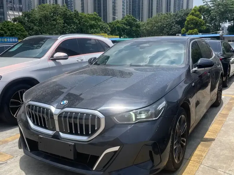 BMW 5 Series, 2024