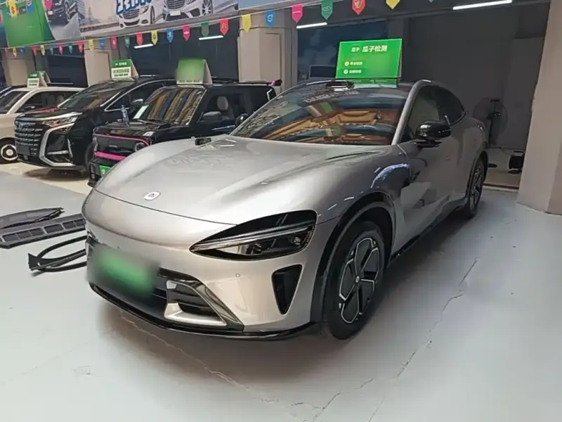 Xiaomi YU7, 2025