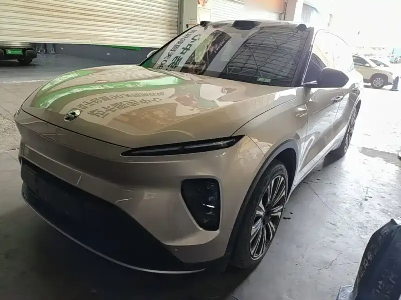 NIO ES8, 2023