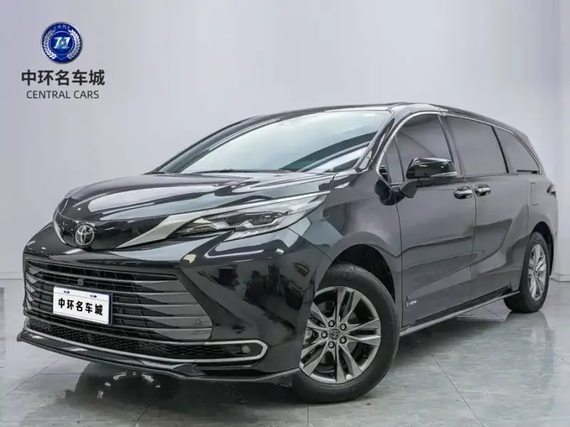 Toyota Sienna, 2025
