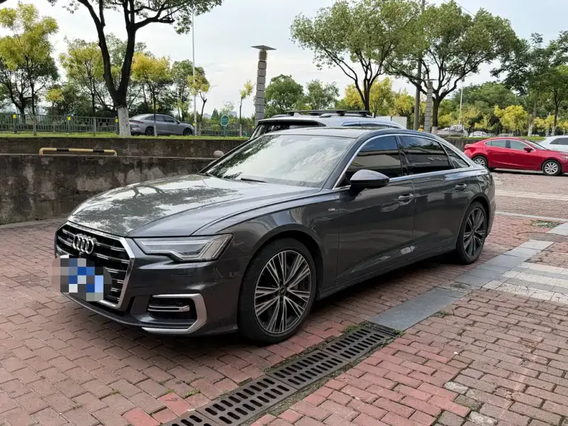 Audi A6L, 2022