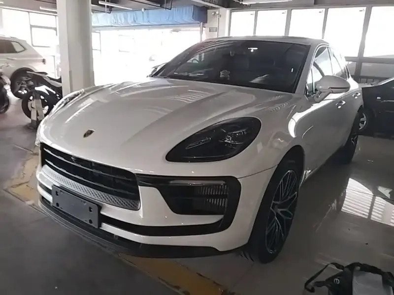 Porsche Macan, 2022