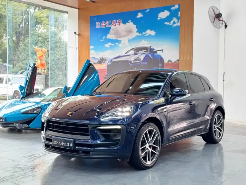 Porsche Macan, 2022