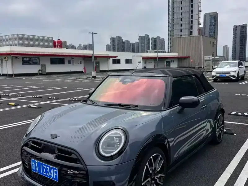 MINI Mini, 2025