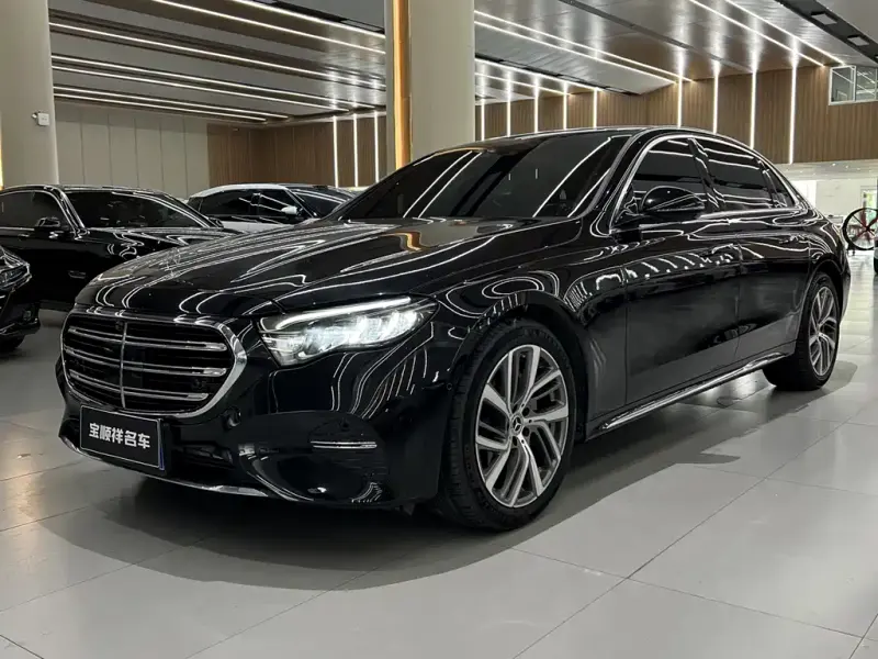 Mercedes-Benz E-Class, 2024