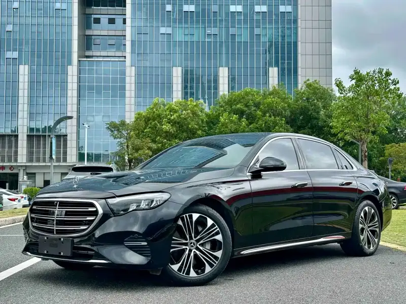 Mercedes-Benz E-Class, 2025