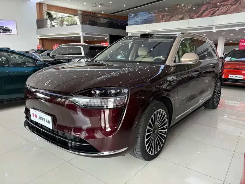 AITO M9, 2025