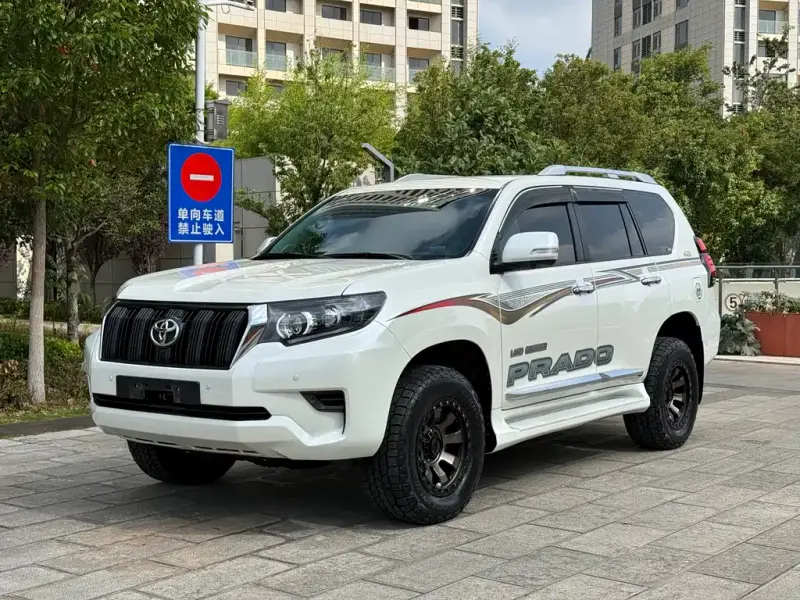 Toyota Prado (Import), 2023