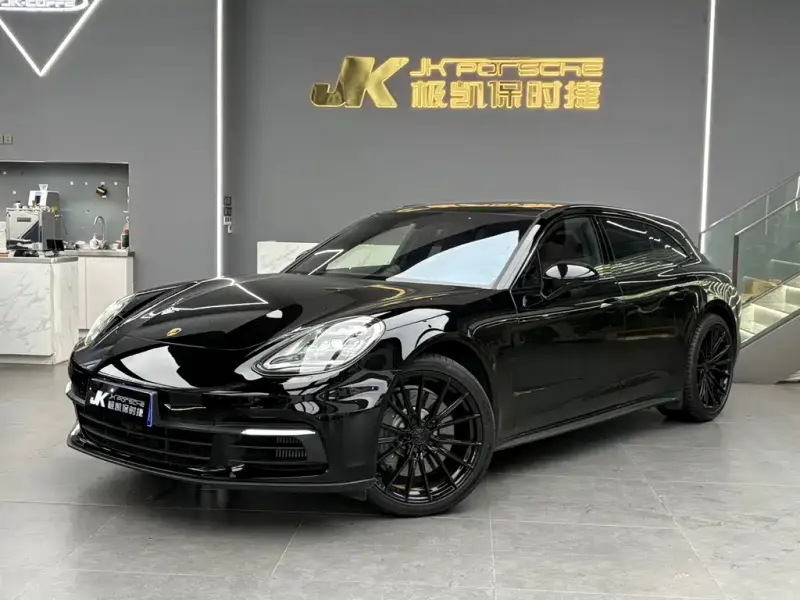 Porsche Panamera, 2019