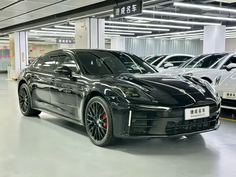 Porsche Panamera, 2025