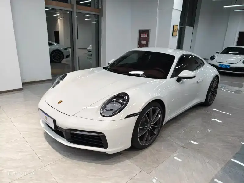 Porsche 911, 2024