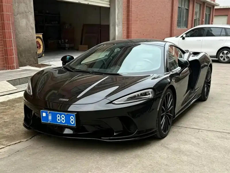 McLaren GT, 2023