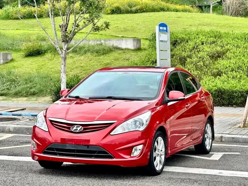 Hyundai Verna, 2010