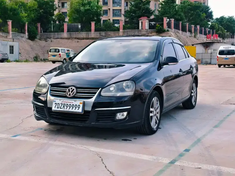 Volkswagen Sagitar, 2011