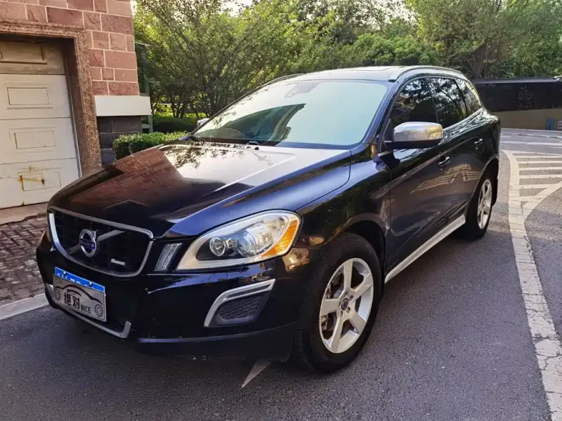 Volvo XC60 (Import), 2011